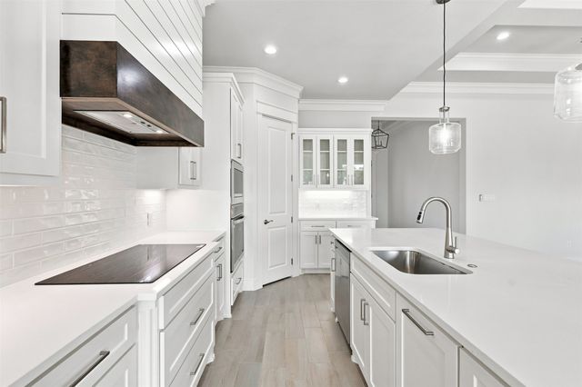 1050 Uplift Drive, Weatherford, TX 76087