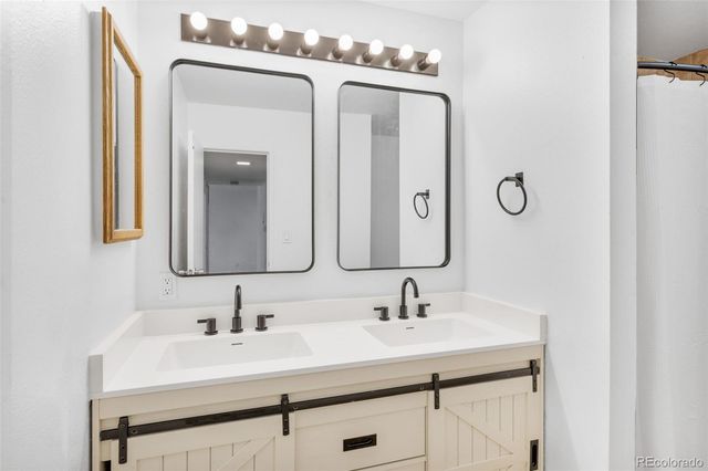 7755 E Quincy Avenue 303A5, Denver, CO 80237