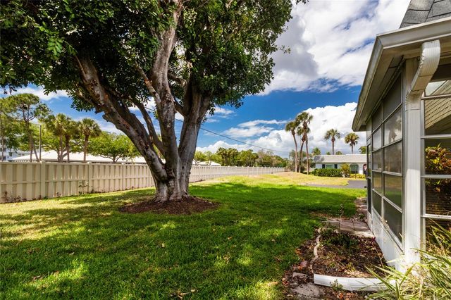 3802 42ND STREET COURT W 31, Bradenton, FL 34205