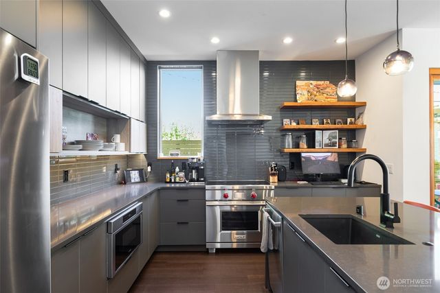 2604 E Ward Street, Seattle, WA 98112