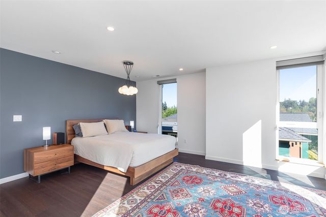 2604 E Ward Street, Seattle, WA 98112