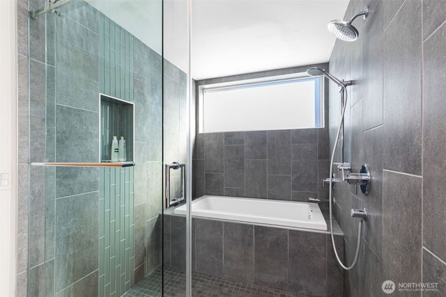 2604 E Ward Street, Seattle, WA 98112