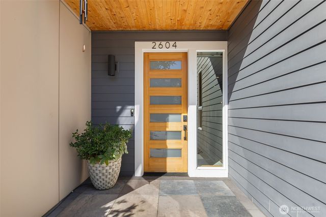 2604 E Ward Street, Seattle, WA 98112