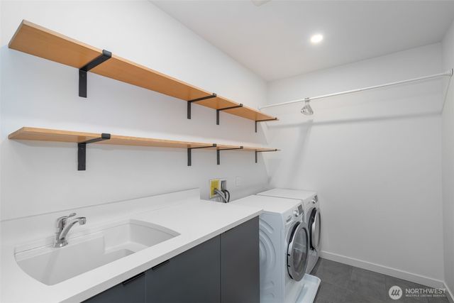 2604 E Ward Street, Seattle, WA 98112