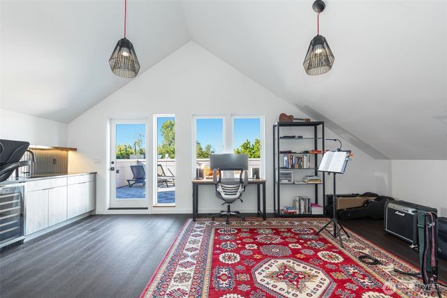 2604 E Ward Street, Seattle, WA 98112