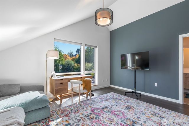 2604 E Ward Street, Seattle, WA 98112