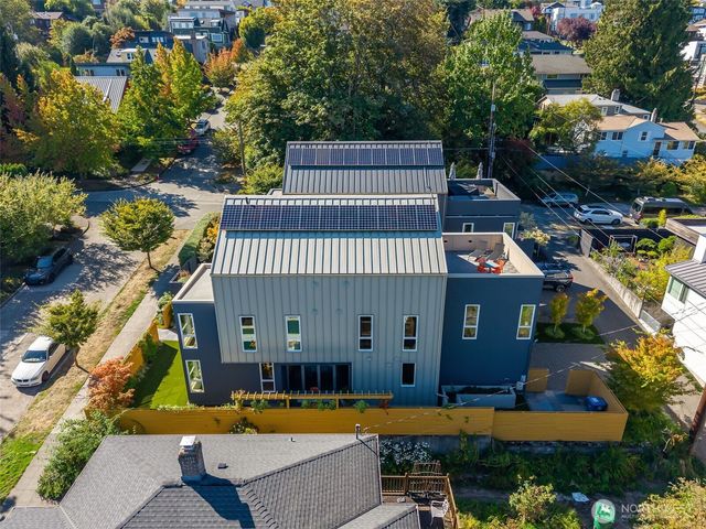 2604 E Ward Street, Seattle, WA 98112