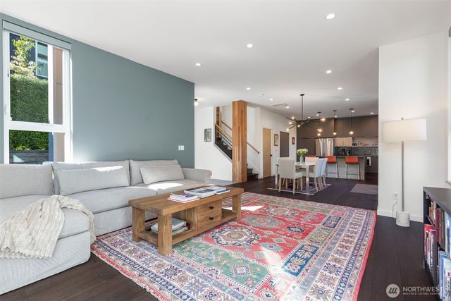 2604 E Ward Street, Seattle, WA 98112