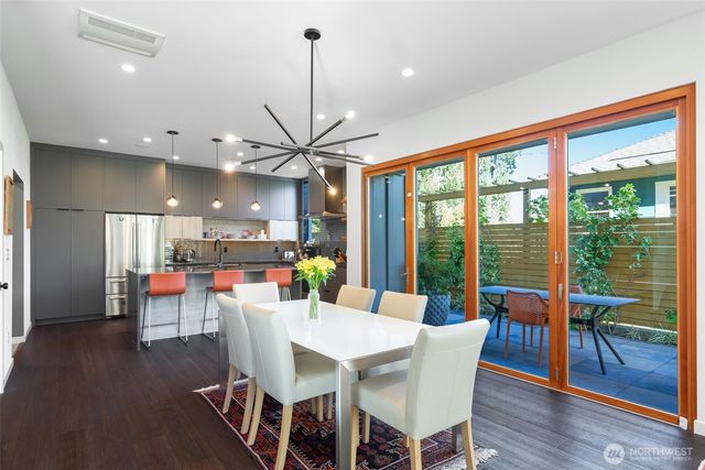 2604 E Ward Street, Seattle, WA 98112