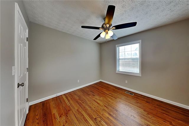 1067 Athena Court, Acworth, GA 30101