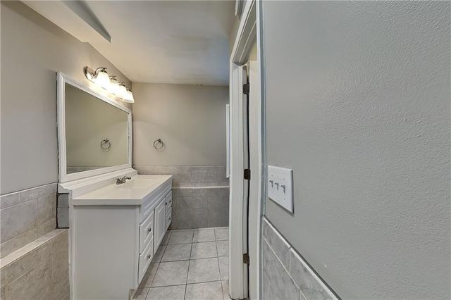 1067 Athena Court, Acworth, GA 30101