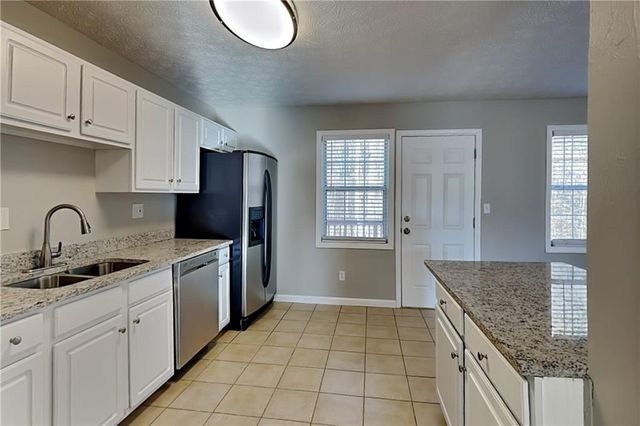 1067 Athena Court, Acworth, GA 30101