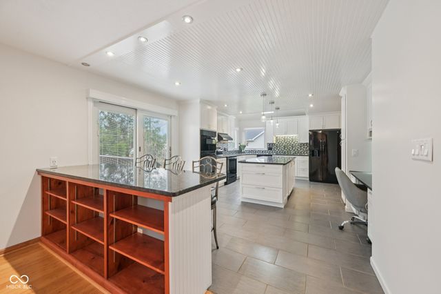 429 Sonhatsett Drive, Westfield, IN 46074