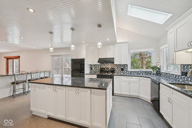 429 Sonhatsett Drive, Westfield, IN 46074