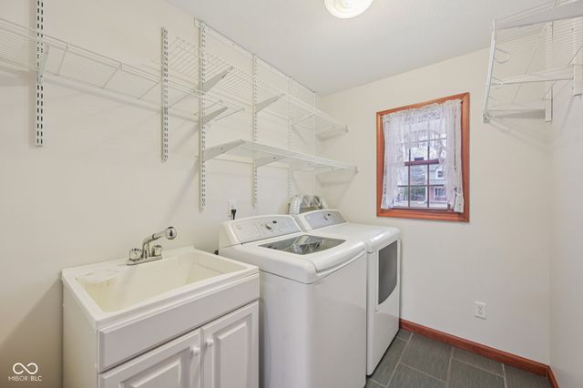 429 Sonhatsett Drive, Westfield, IN 46074