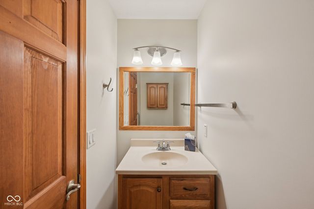 429 Sonhatsett Drive, Westfield, IN 46074