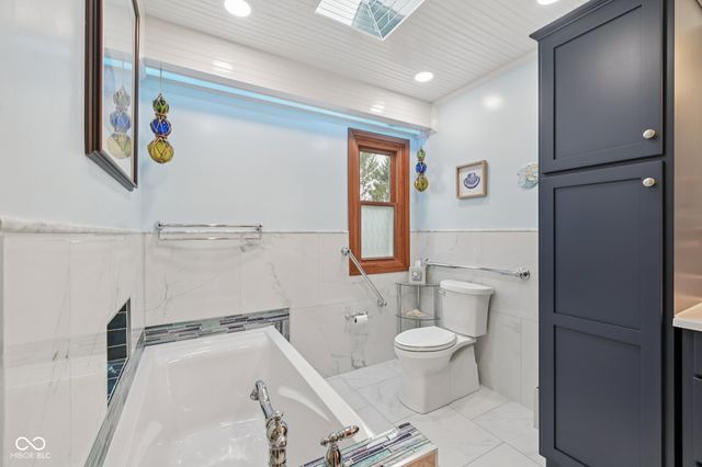 429 Sonhatsett Drive, Westfield, IN 46074