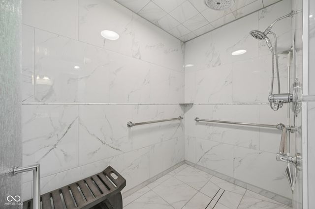 429 Sonhatsett Drive, Westfield, IN 46074