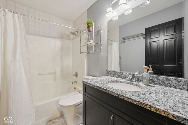 429 Sonhatsett Drive, Westfield, IN 46074