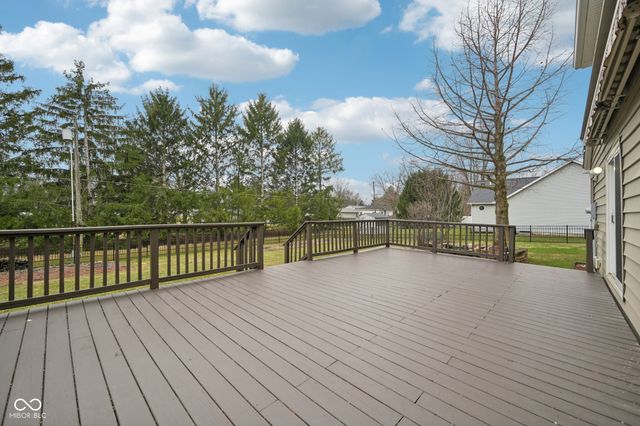 429 Sonhatsett Drive, Westfield, IN 46074