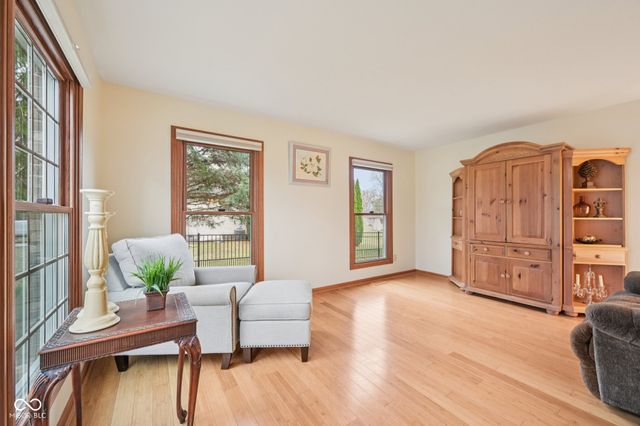 429 Sonhatsett Drive, Westfield, IN 46074