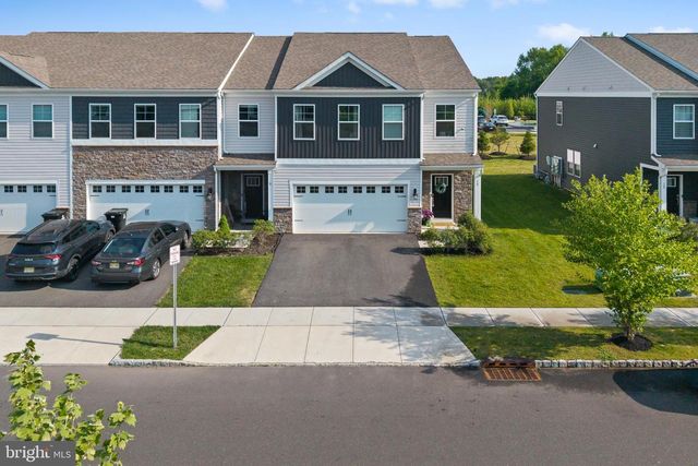 10 ROBERTA WAY, Medford, NJ 08055