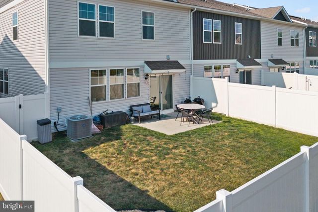 10 ROBERTA WAY, Medford, NJ 08055