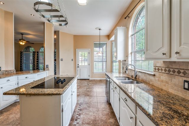 5613 Vicksburg Place, Frisco, TX 75035