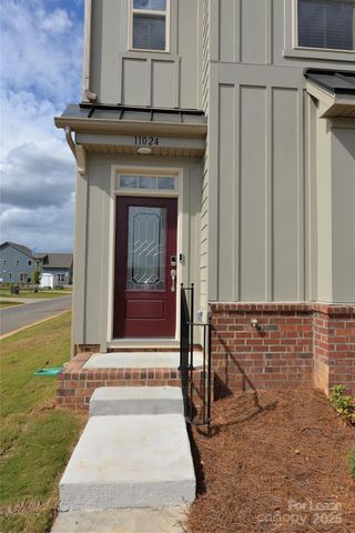 11024 Zac Hill Road, Davidson, NC 28036