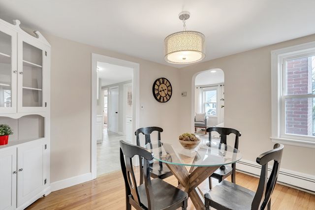 24 Ledgelawn Ave, Lexington, MA 02420