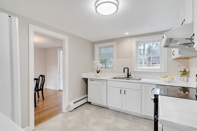 24 Ledgelawn Ave, Lexington, MA 02420