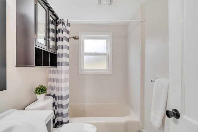 24 Ledgelawn Ave, Lexington, MA 02420