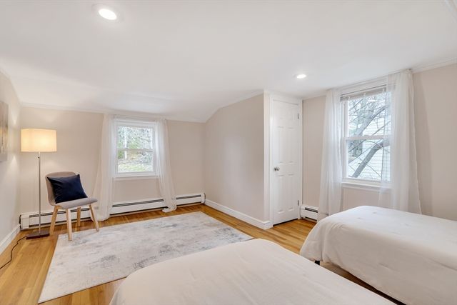 24 Ledgelawn Ave, Lexington, MA 02420