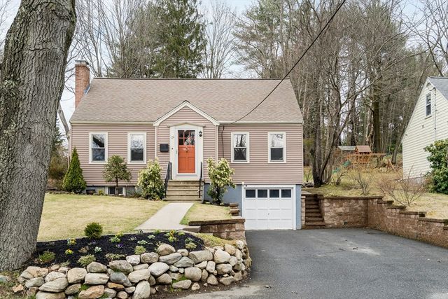 24 Ledgelawn Ave, Lexington, MA 02420