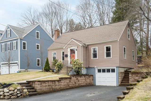 24 Ledgelawn Ave, Lexington, MA 02420