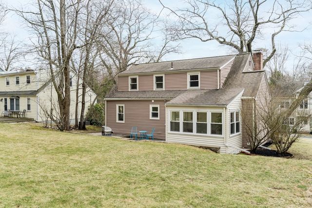 24 Ledgelawn Ave, Lexington, MA 02420