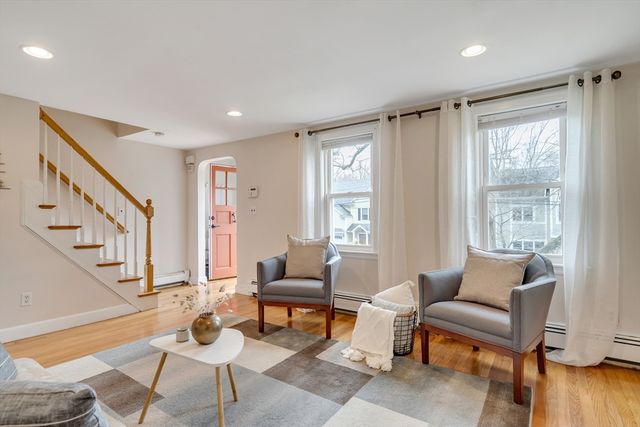 24 Ledgelawn Ave, Lexington, MA 02420