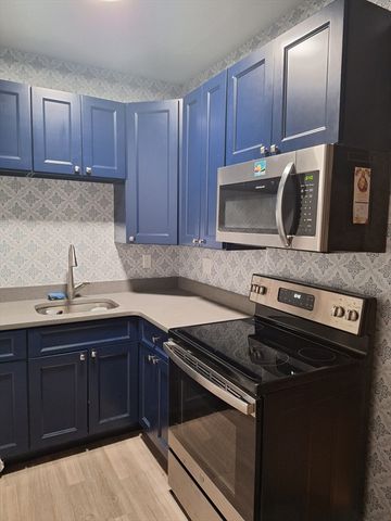 527 Nantasket Ave 3, Hull, MA 02045