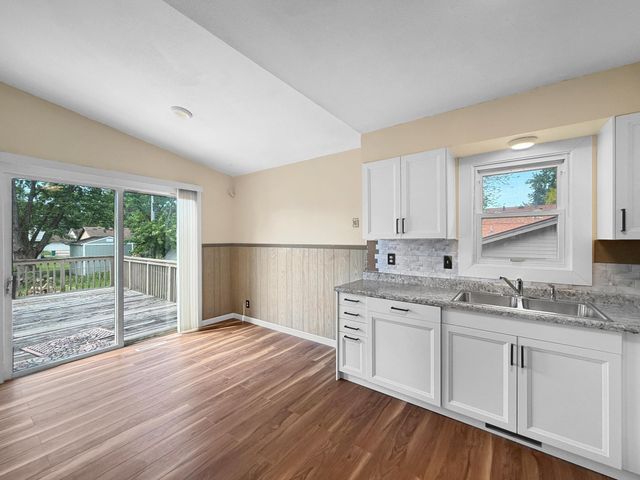 5125 77th Avenue N, Brooklyn Park, MN 55443