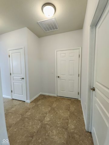 4889 Lilium Drive, Plainfield, IN 46168