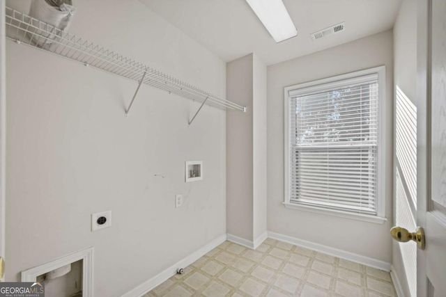 3299 Regatta Grove, Alpharetta, GA 30004