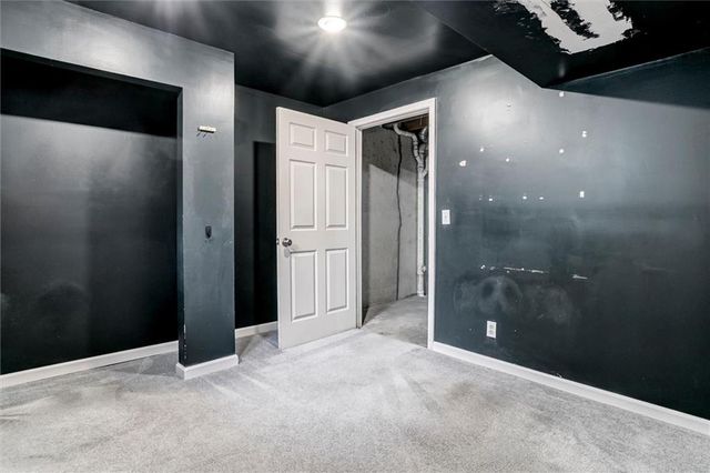 1121 E Frontier Drive, Olathe, KS 66062