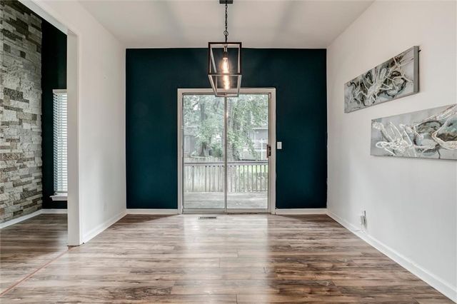 1121 E Frontier Drive, Olathe, KS 66062