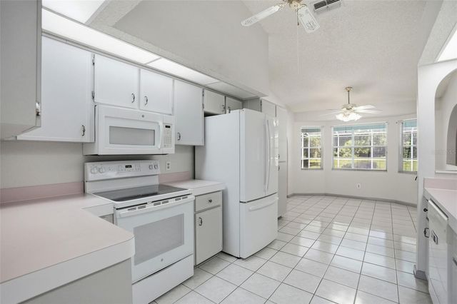 18451 WINDING OAKS BOULEVARD, Hudson, FL 34667