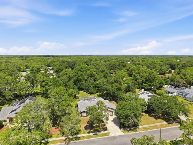 18451 WINDING OAKS BOULEVARD, Hudson, FL 34667