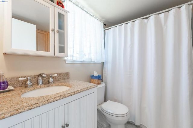 2364 Driftwood Way, San Leandro, CA 94577