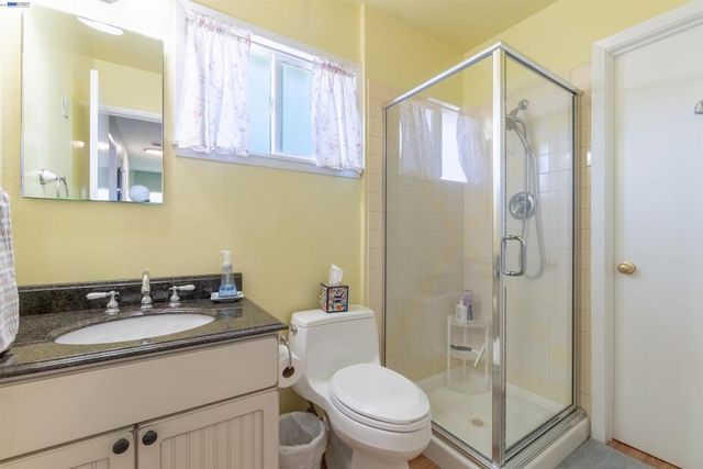 2364 Driftwood Way, San Leandro, CA 94577