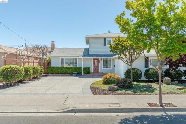 2364 Driftwood Way, San Leandro, CA 94577