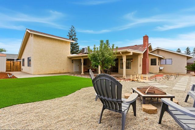 3928 W Dorothea Court, Visalia, CA 93277