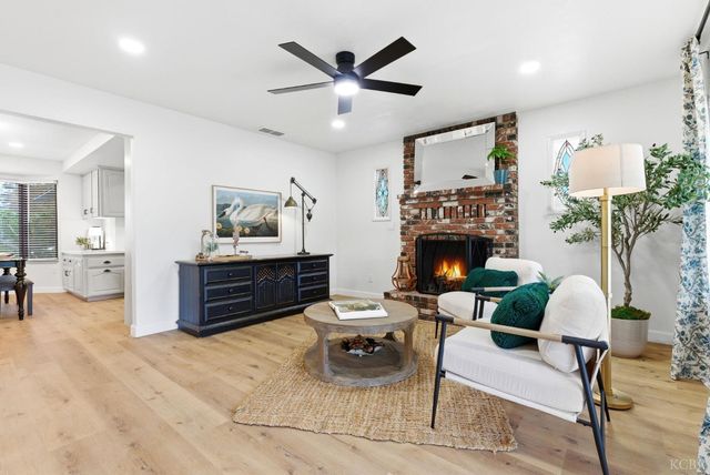 3928 W Dorothea Court, Visalia, CA 93277